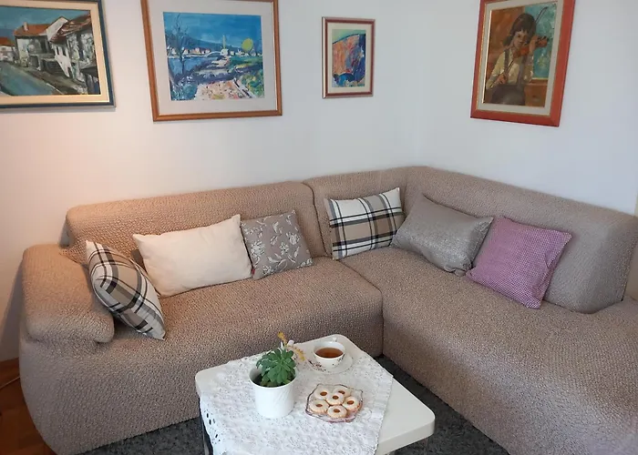 Appartement Harmony - Pleasant And Comfortable Place With A Balcony And A Secured Garage Split