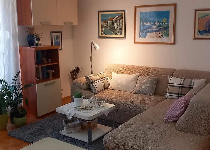 Harmony - Pleasant And Comfortable Place With A Balcony And A Secured Garage Appartement *