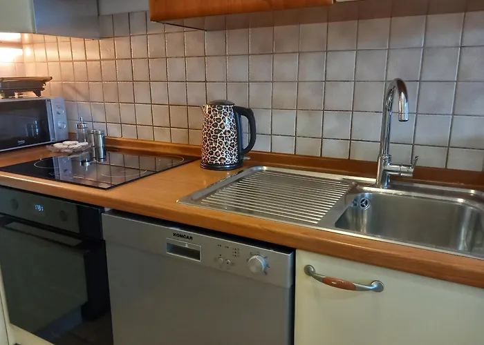 Harmony - Pleasant And Comfortable Place With A Balcony And A Secured Garage Appartement Split