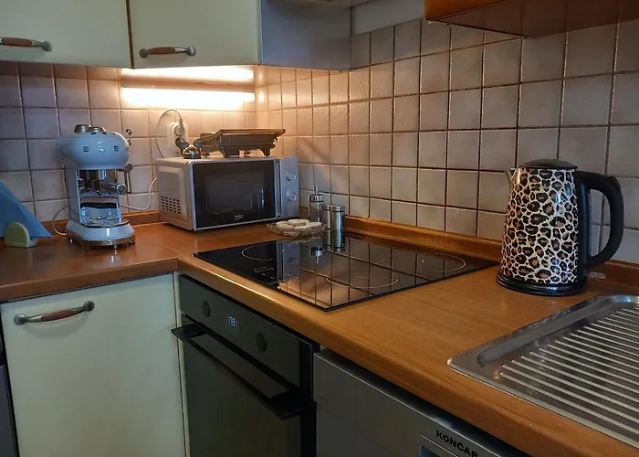 Harmony - Pleasant And Comfortable Place With A Balcony And A Secured Garage Appartement