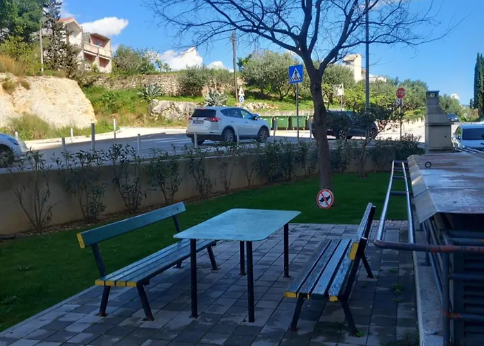 Appartement Harmony - Pleasant And Comfortable Place With A Balcony And A Secured Garage Split