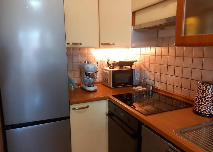 Harmony - Pleasant And Comfortable Place With A Balcony And A Secured Garage Appartement Split