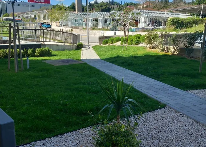 Harmony - Pleasant And Comfortable Place With A Balcony And A Secured Garage Appartement *