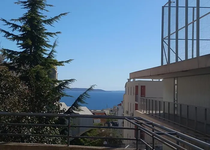 Appartement Harmony - Pleasant And Comfortable Place With A Balcony And A Secured Garage Split
