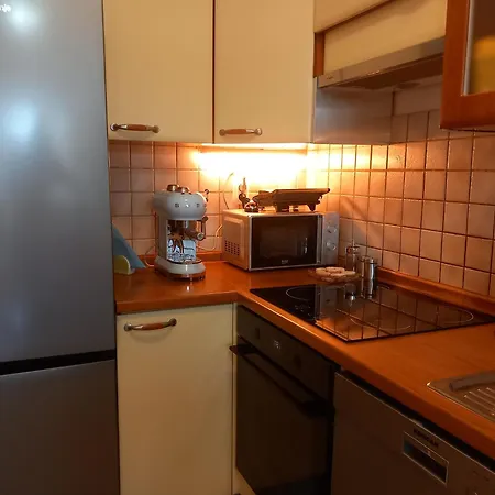 Apartman Harmony - Pleasant And Comfortable Place With A Balcony And A Secured Garage Split