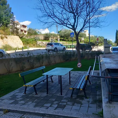 Apartment Harmony - Pleasant And Comfortable Place With A Balcony And A Secured Garage Split