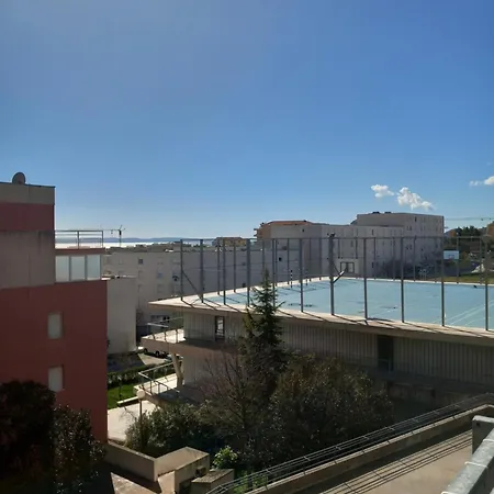 Harmony - Pleasant And Comfortable Place With A Balcony And A Secured Garage * Spalato