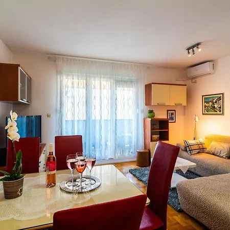 Harmony - Pleasant And Comfortable Place With A Balcony And A Secured Garage