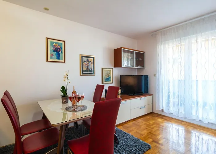 Harmony - Pleasant And Comfortable Place With A Balcony And A Secured Garage