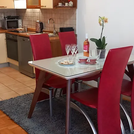 Apartmán Harmony - Pleasant And Comfortable Place With A Balcony And A Secured Garage Split