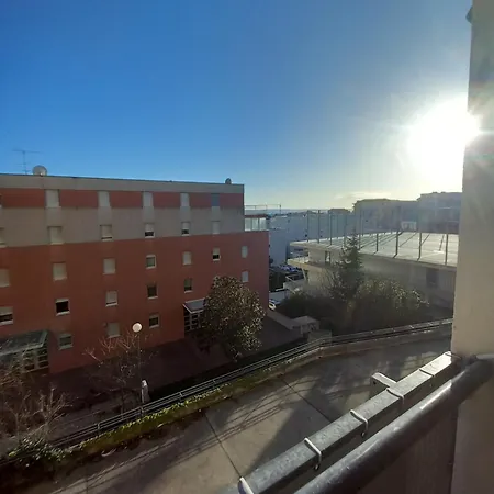 Harmony - Pleasant And Comfortable Place With A Balcony And A Secured Garage Apartmán Split