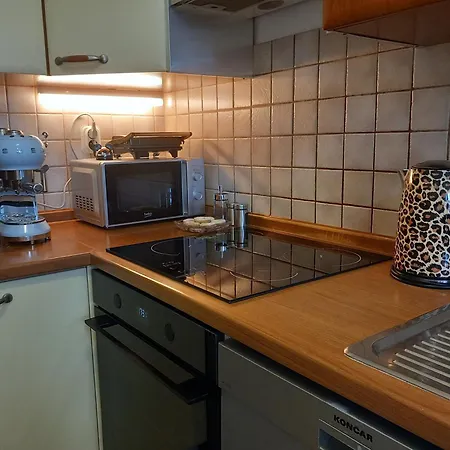 Harmony - Pleasant And Comfortable Place With A Balcony And A Secured Garage Apartmán