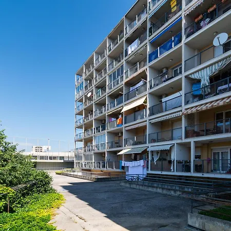 Harmony - Balcony And Free Secure Garage Apartamento *